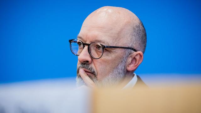 Konjunktur: Ifo: Auslastung steigt - Wirtschaft am Beginn einer Erholung