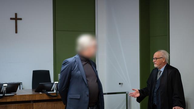 Bistum Eichstätt: Prozess um Finanzskandal - Angeklagte weisen Vorwürfe zurück