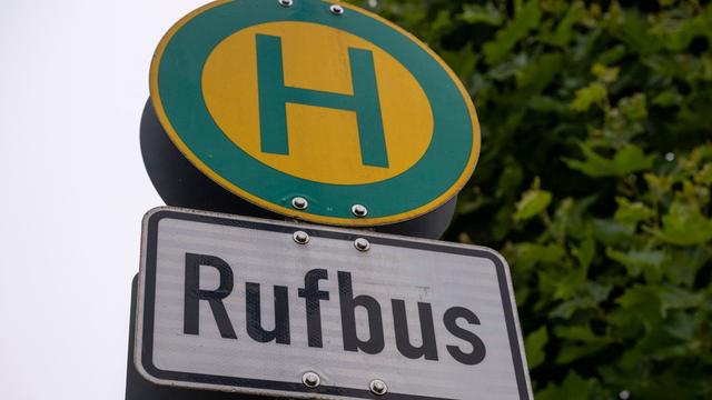 Nahverkehr: Rufbusse in MV: Zunehmend beliebt und zunehmend teuer