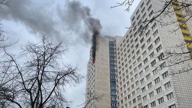 Brandstiftung: Paar festgenommen nach Brand in Hochhaus in Lichtenberg
