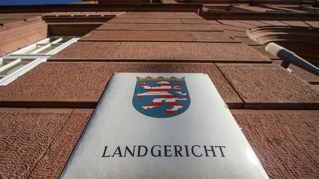 Kriminalität: 55-Jährige getötet - Lebenslang für Vermieter-Paar gefordert