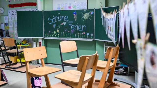 Winterferien starten: Halbzeit-Noten für rund 203.000 Schülerinnen und Schüler
