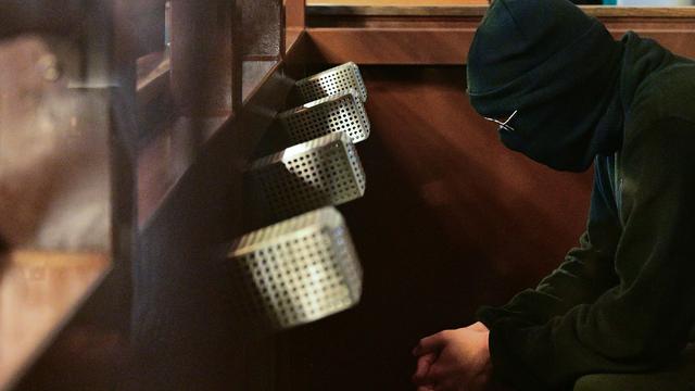 Tourist attackiert: Messerangriff am Holocaust-Mahnmal: Angeklagter äußert sich