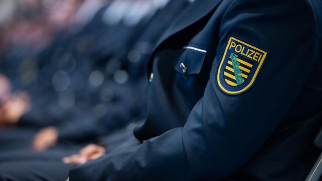 Extremismus: Rechtsextremismus: 15 neue Verdachtsfälle bei der Polizei