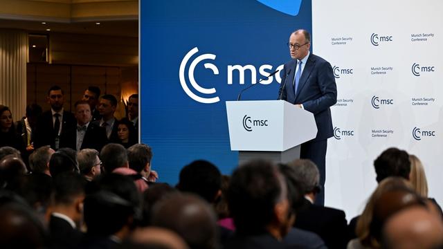 Münchner Sicherheitskonferenz: Merz und Macron reden über möglichen europäischen Atomschirm