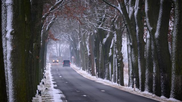 Wetter: Winterliches Wochenende - Glätte bleibt
