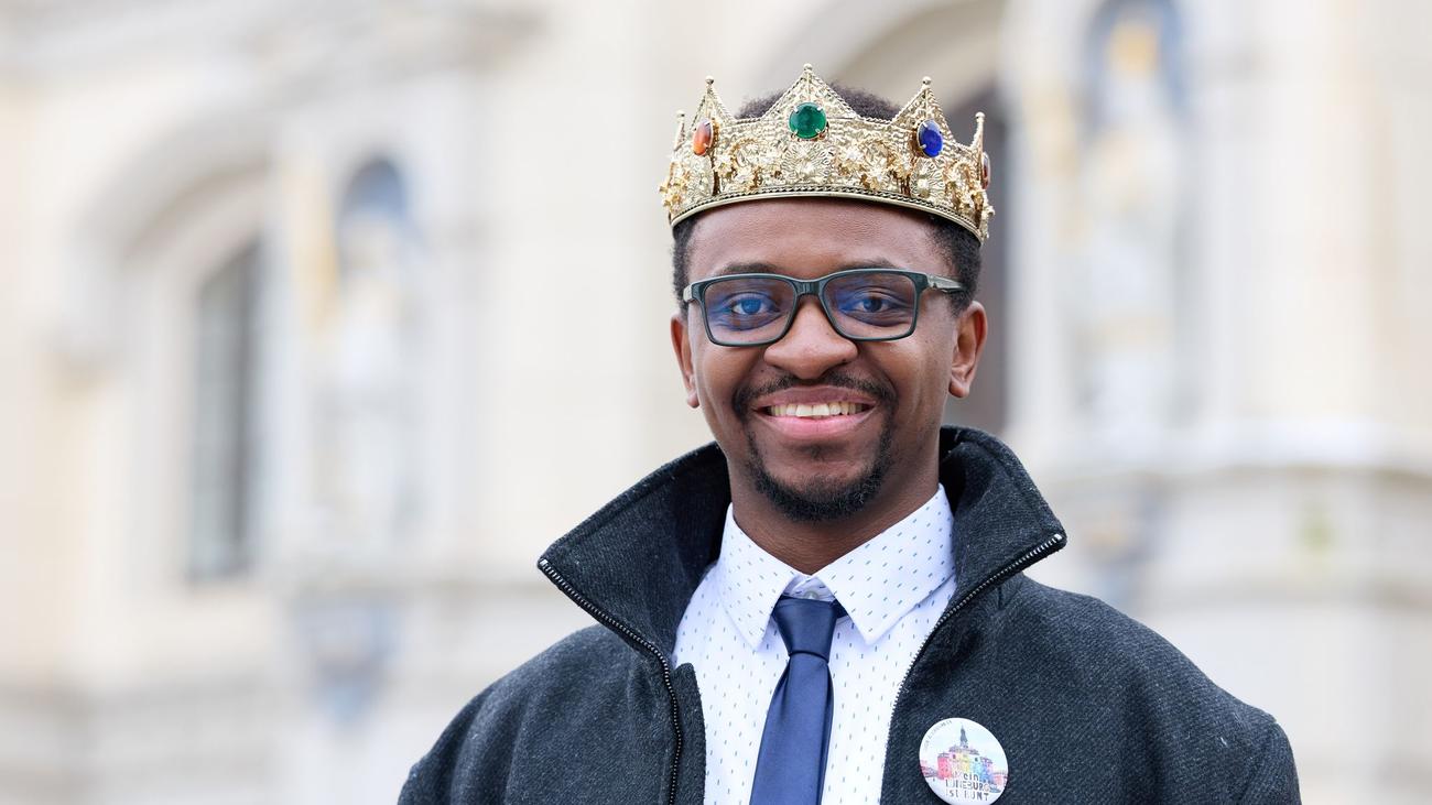 Modernes Brauchtum: 22. schwuler Lüneburger Heidekönig stammt aus Ruanda