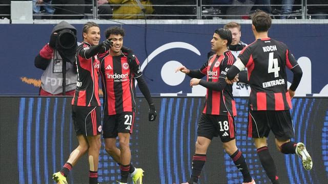 Fußball-Bundesliga: Ende des Fluchs: Frankfurt feiert ersten Sieg im neuen Jahr