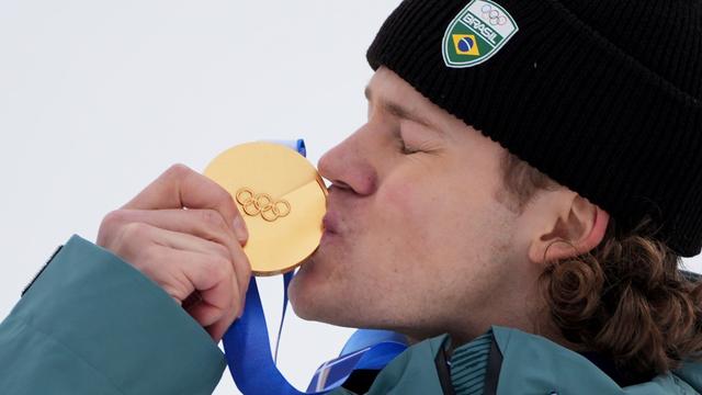 Olympische Winterspiele: Gold für Brasilien: Ski-Showman Pinheiro Braathen brilliert