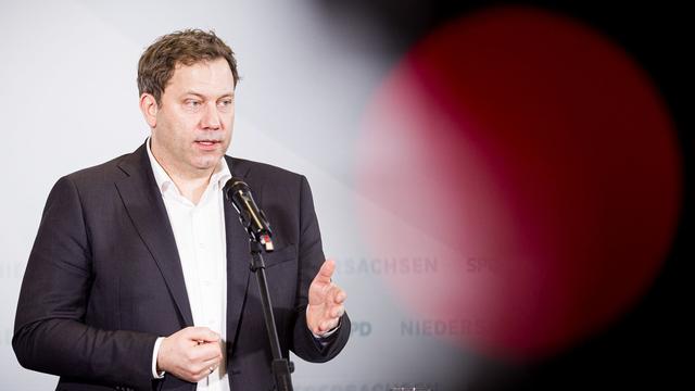 Jugend und Social Media: Klingbeil will klare Regeln bei sozialen Medien für Kinder