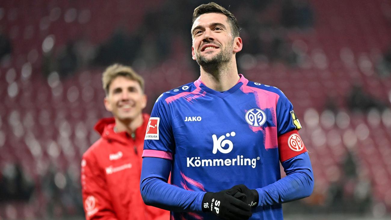 Fußball-Bundesliga: Mainzer Stefan Bell fällt mit Knieverletzung aus