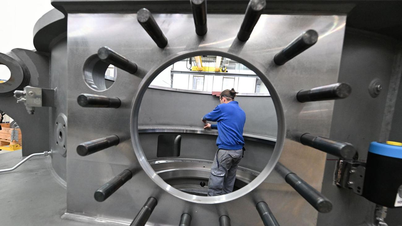 Wirtschaftskrise: Mehr als 32.000 Jobs weg – Metallbranche schrumpft weiter