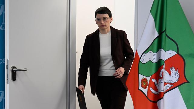 Aufarbeitung nach Rücktritt: Solingen-Ausschuss: Opposition fordert vollständige Akten