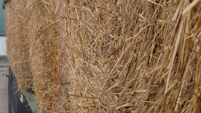 Notfälle: Strohballen fällt, 35-Jähriger stirbt