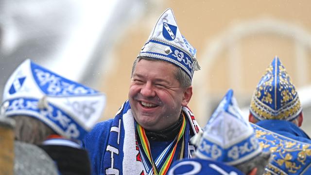 Rosenmontag: Bunte Rosenmontagsumzüge in Sachsen-Anhalt