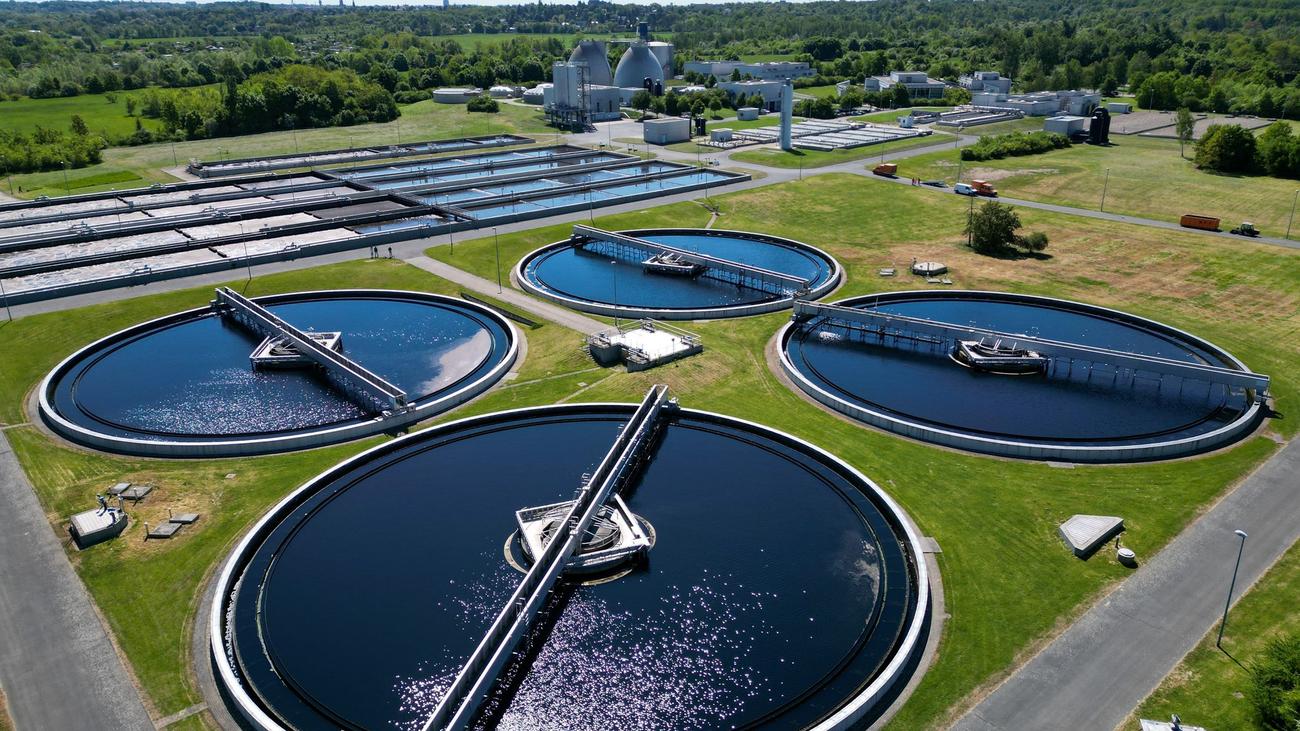 Steuern und Abgaben: Grundgebühren für Wasser deutlich gestiegen