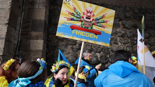 Verfolgung in Russland: Kölner Rosenmontagszug solidarisiert sich mit Tilly