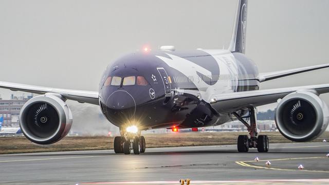 Zulassungsprozess kommt voran: Lufthansa verkauft bislang gesperrte Business-Sitze