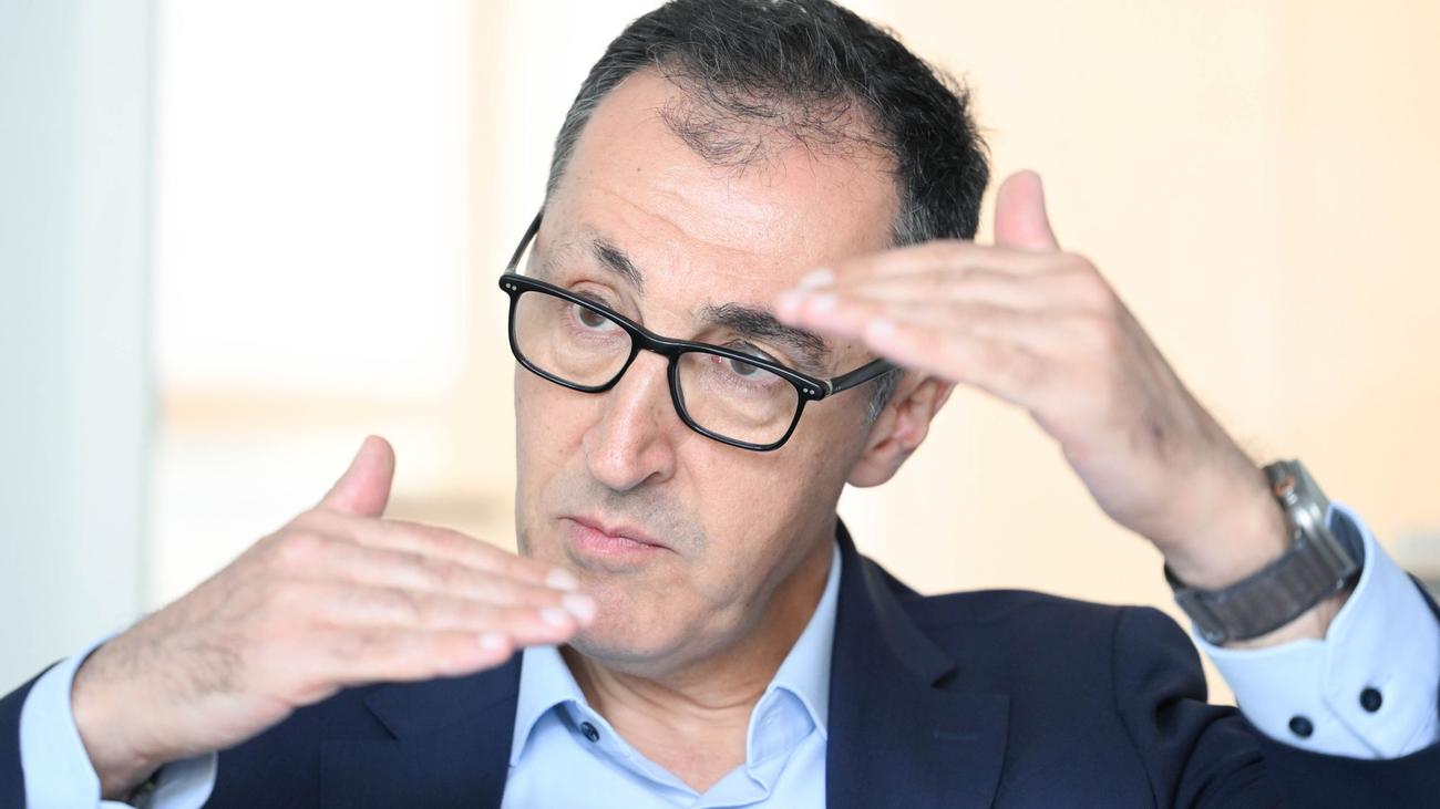 Debatte um Rentenreform: Rentenstart je nach Job? Özdemir für flexible Altersgrenze