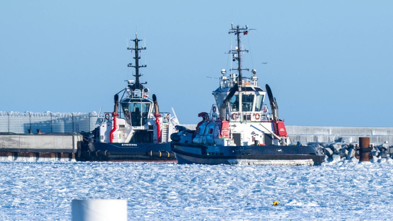 Schifffahrt: Schifffahrtsamt: LNG-Tanker noch immer vor Mukran