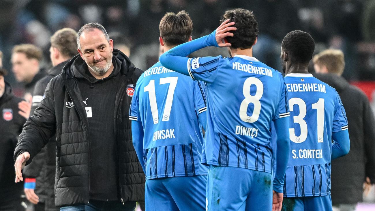 Fußball-Bundesliga: Schlusslicht 1. FC Heidenheim "mit dem Rücken zur Wand"