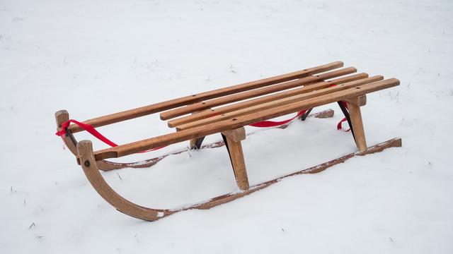 Österreich: Tödlicher Rodelunfall - Mädchen fuhren auf Skipiste