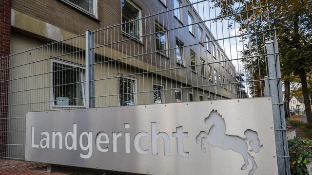 Prozessbeginn: Totes Baby in Gefrierfach gesteckt - Mutter vor Gericht