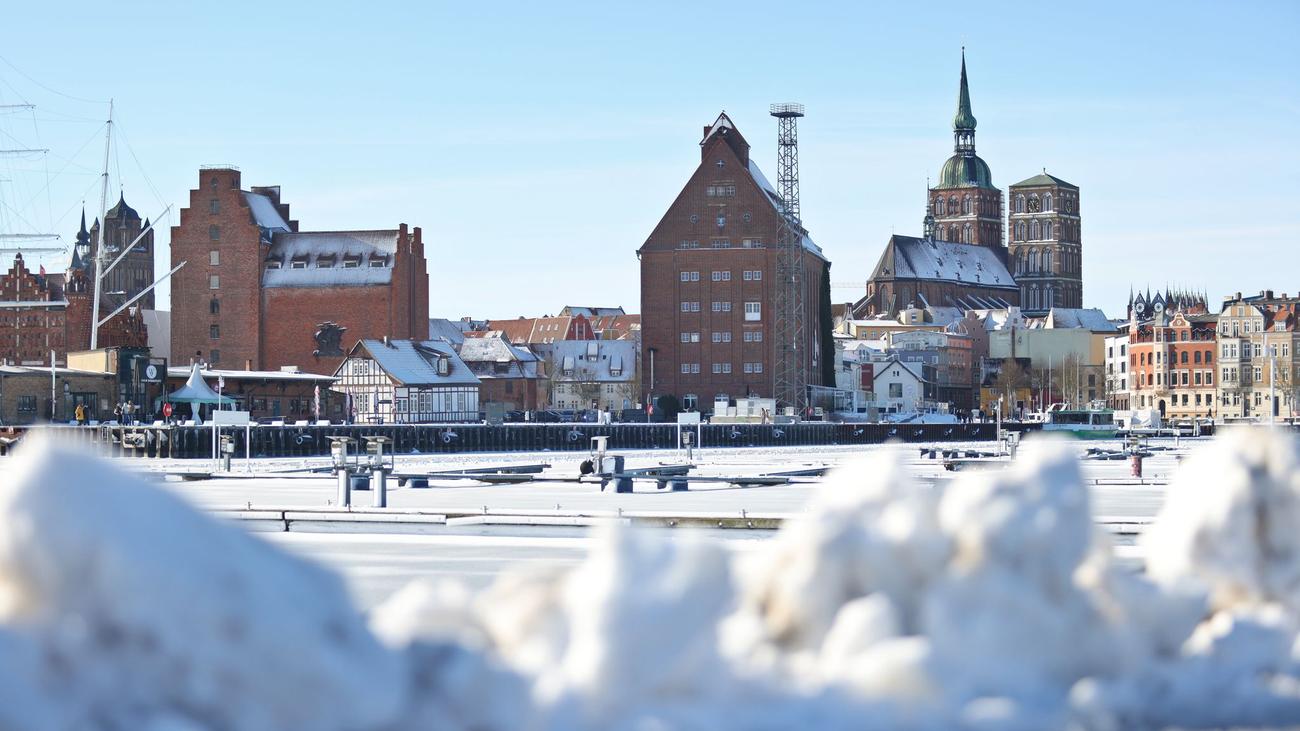 Wetter: Winterliches Wetter zum Rosenmontag - Schnee, Regen, Glätte
