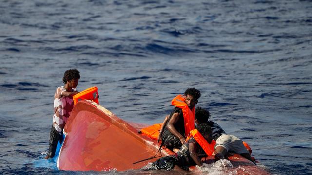 Migration: Mehr als ein Dutzend Leichen an Italiens Küsten angeschwemmt