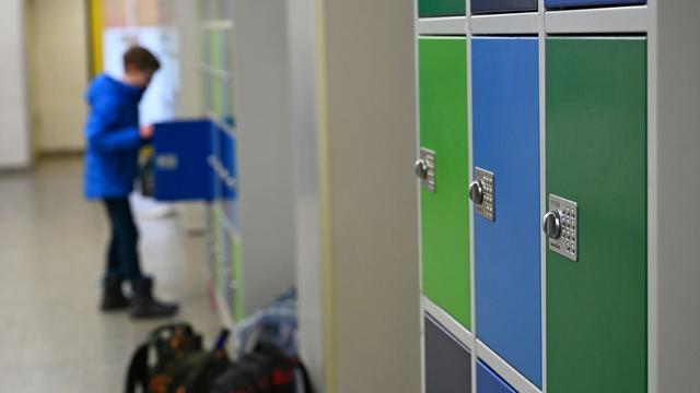 Maßnahmen gegen Schulschwänzen: Studie: Viele Schulkinder im Norden mit hohen Fehlzeiten