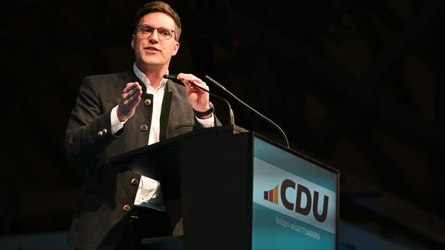 Aschermittwoch: Politischer Aschermittwoch: Schlagabtausch vor dem Wahltag