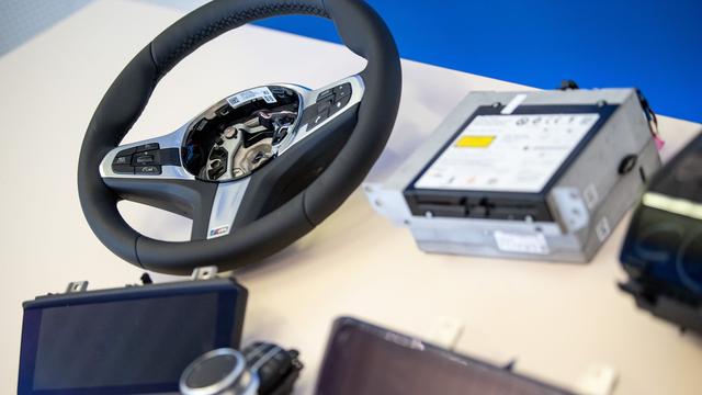 Kriminalität: Schlag gegen Handel mit gestohlenen Autoteilen - Festnahme