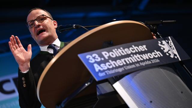 Politischer Aschermittwoch: Spahn wirft AfD Scheinbeschäftigung vor