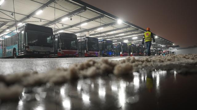Tarife: Warnstreik legt Buslinien in Hamburg erneut lahm