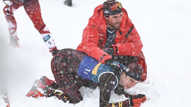 Olympische Winterspiele: Deutsche Kombinierer nach Sturz wieder ohne Medaille