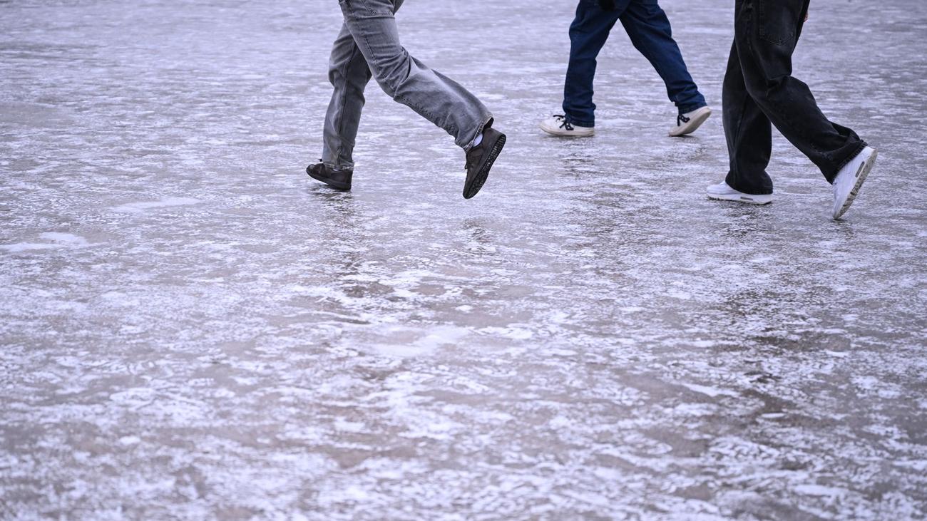 Wetter: Glatteiswarnung für Berlin und Brandenburg