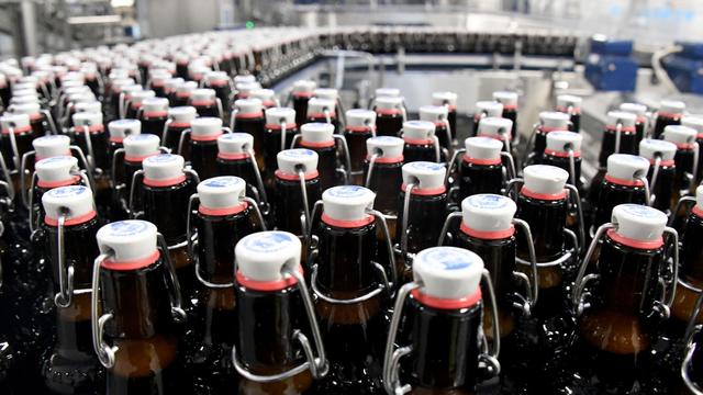 Lebensmittel: Produktion von braunem Glas soll umweltfreundlicher werden