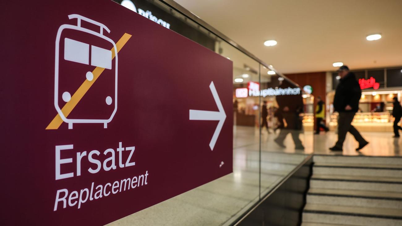 Bahnverkehr: Bahn-Großbaustelle Wuppertal: Einige S-Bahnen können fahren