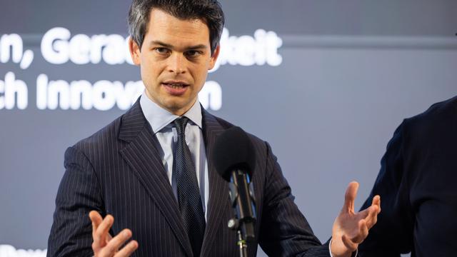 Streit um Hafenfinanzierung: Ploß: Tschentscher verbreitet Unwahrheiten