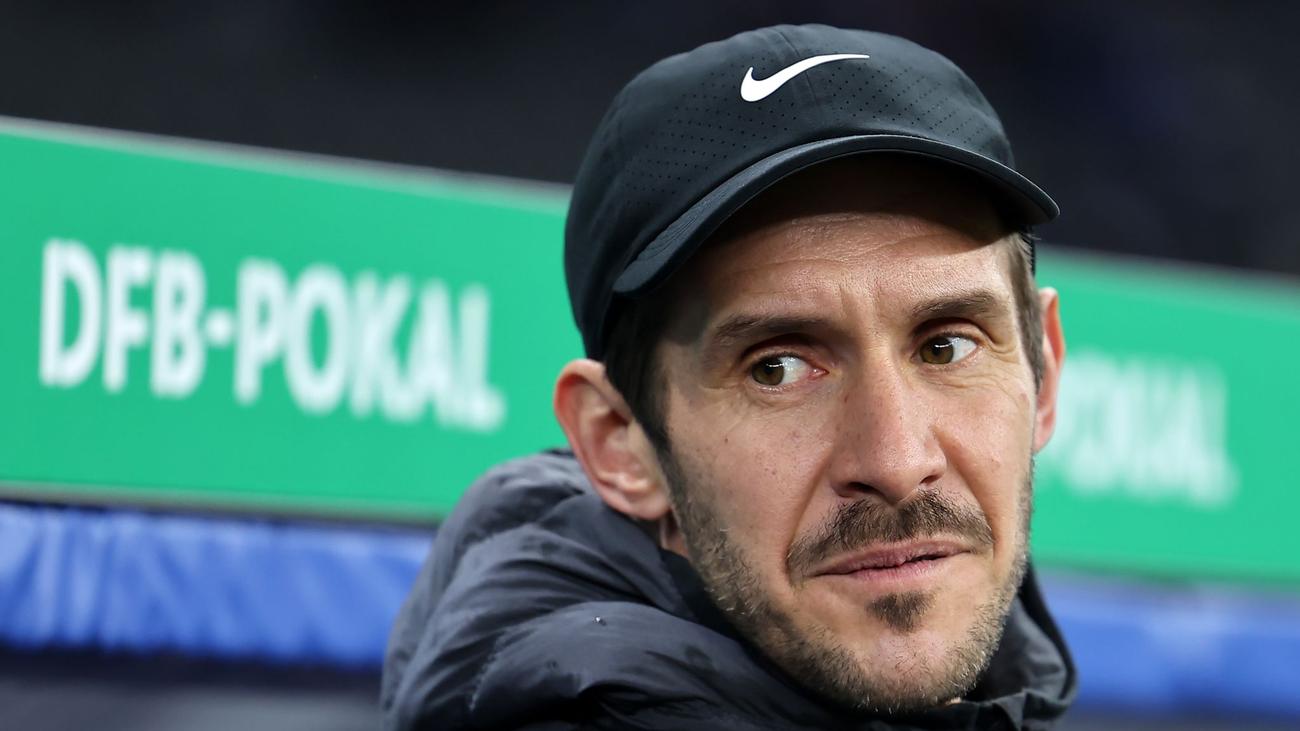 DFB-Pokal: Freiburg beim VfB: Schuster will "Trauma" verarbeiten