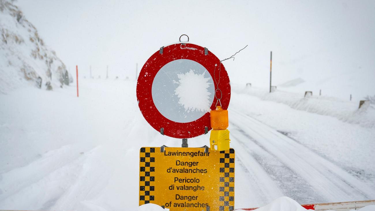 Wetter: Lawinenlage brisant: Sieben Tote in Österreich