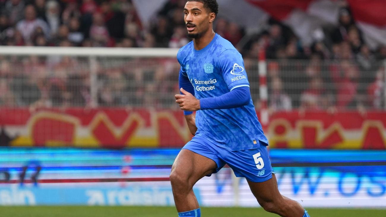 Fußball-Bundesliga: Muskelverletzung: Leverkusens Badé muss pausieren