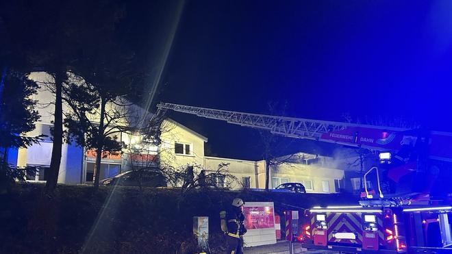 Südwestpfalz: Polizei, Feuerwehr und Rettungsdienst rückten mit rund 180 Einsatzkräften an.