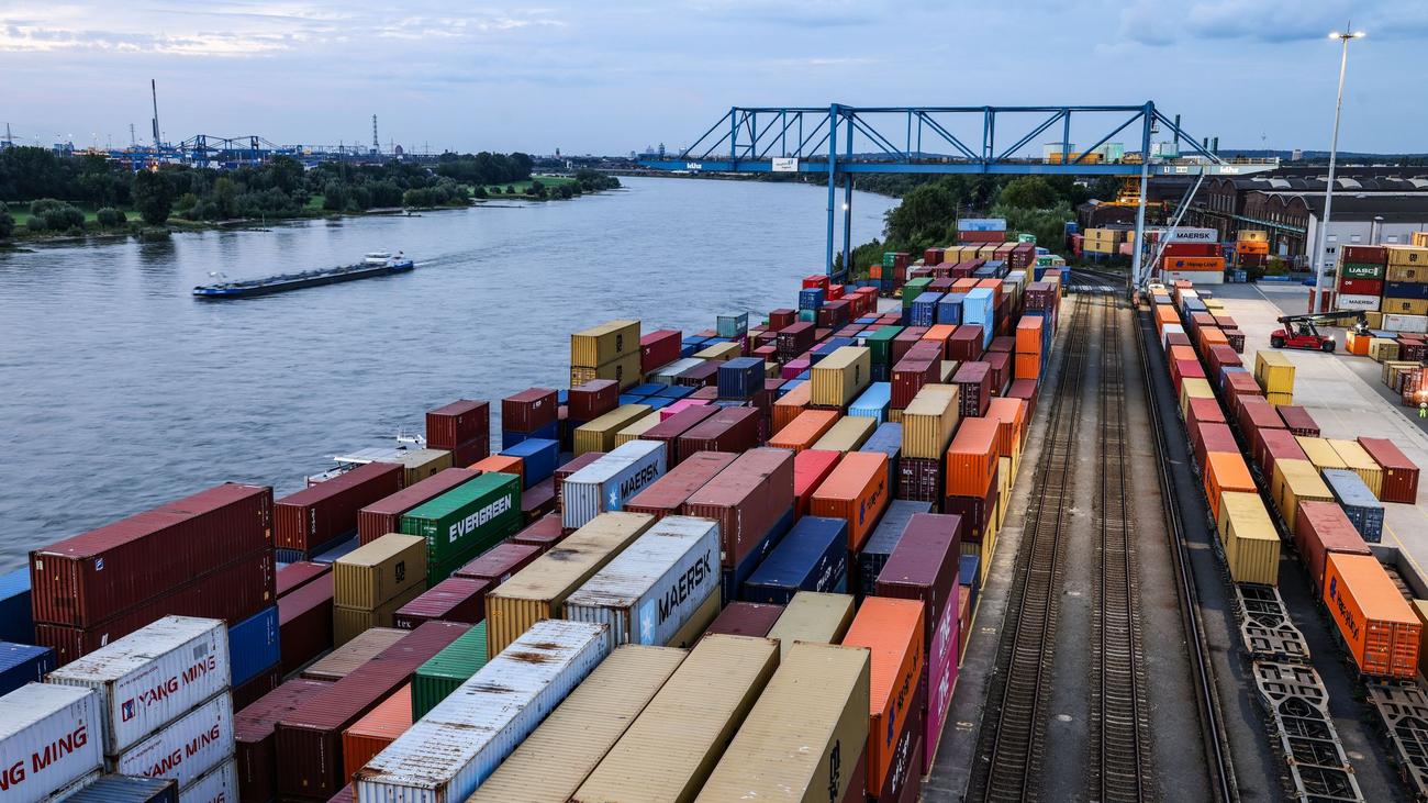 Konjunktur: NRW-Wirtschaft: Forscher sehen Licht am Horizont