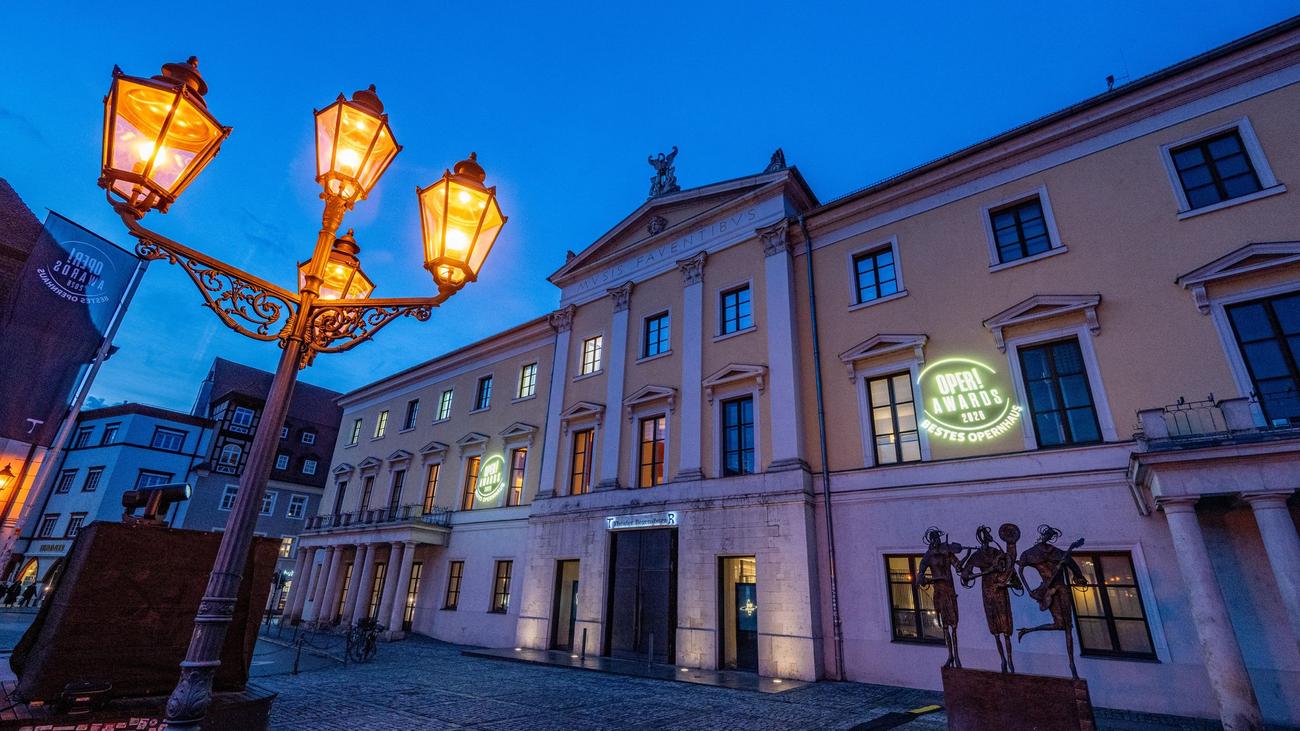 Auszeichnungen: Theater Regensburg ist das "Beste Opernhaus des Jahres"