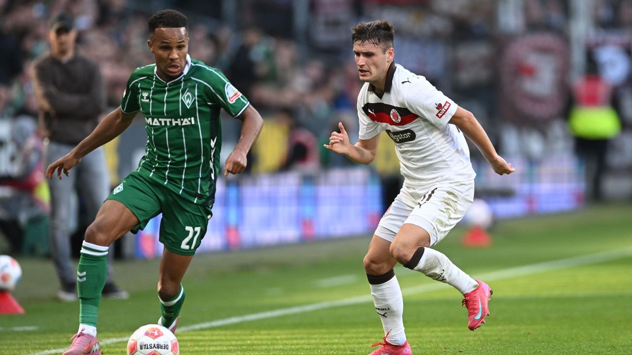 Fußball-Bundesliga: Werder Bremen muss erneut auf Abwehrspieler Agu verzichten