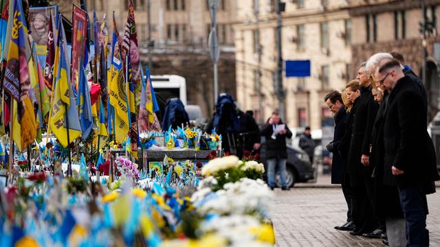 Vier Jahre russische Invasion: Kriegs-Jahrestag: EU sichert Kiew weitere Unterstützung zu