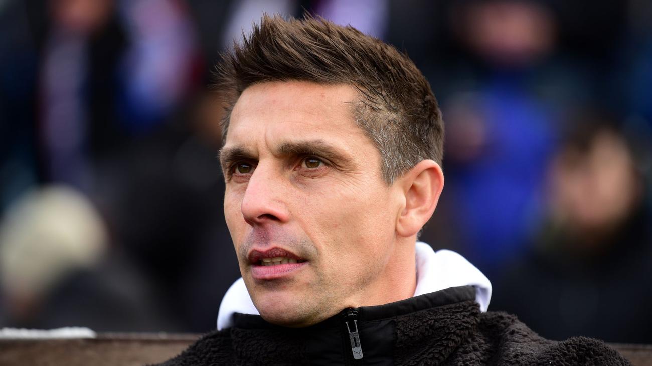 2. Bundesliga: Medien: Holstein Kiel trennt sich von Trainer Rapp