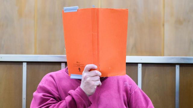 Prozesse: Mordanklage: Mann soll Nachbarin aus Habgier getötet haben