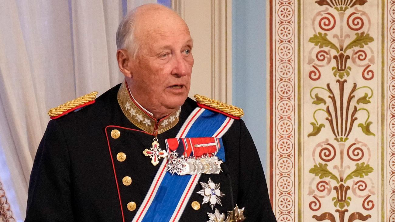 Norwegisches Königshaus: Norwegens König Harald im Krankenhaus auf Teneriffa